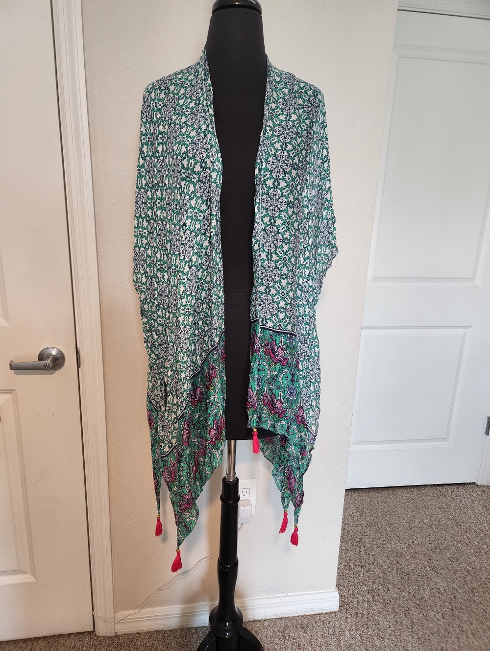 Green Floral Tassel Shawl Wrap
